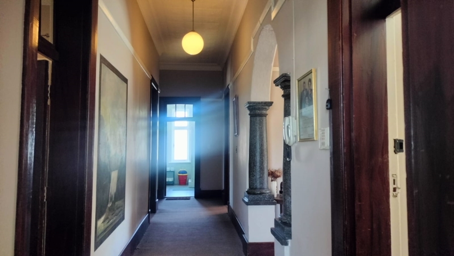 5 Bedroom Property for Sale in Navalsig Free State